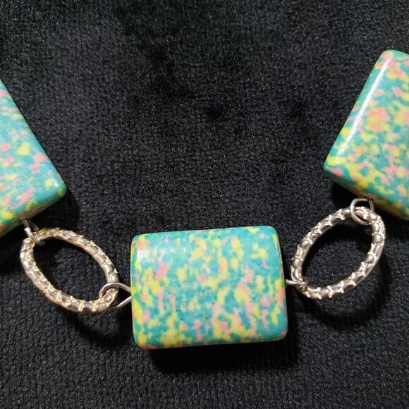 Vintage Coro Seafoam Green Confetti Moonglow Lucite & Gold Tone Choker Necklace - Picture 7 of 7